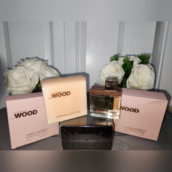 Discontinued She Wood by DSquared2 50ml EDP / Eau De Parfum + Body Lotion - Picture 3 of 16